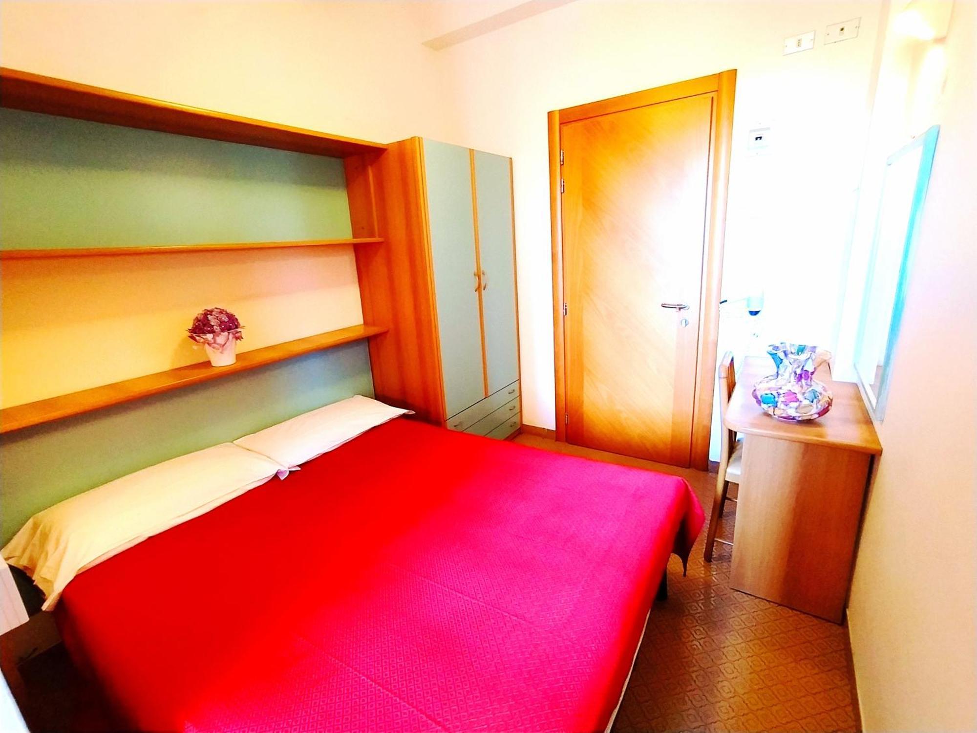 Hotel Milord Cesenatico Exterior photo