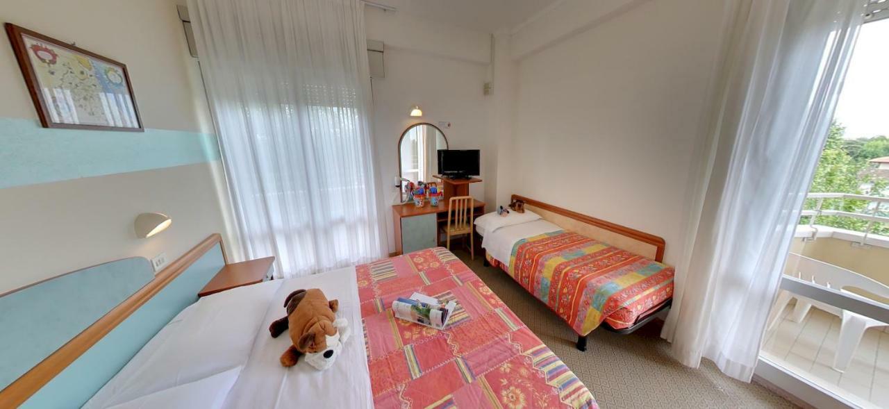 Hotel Milord Cesenatico Exterior photo